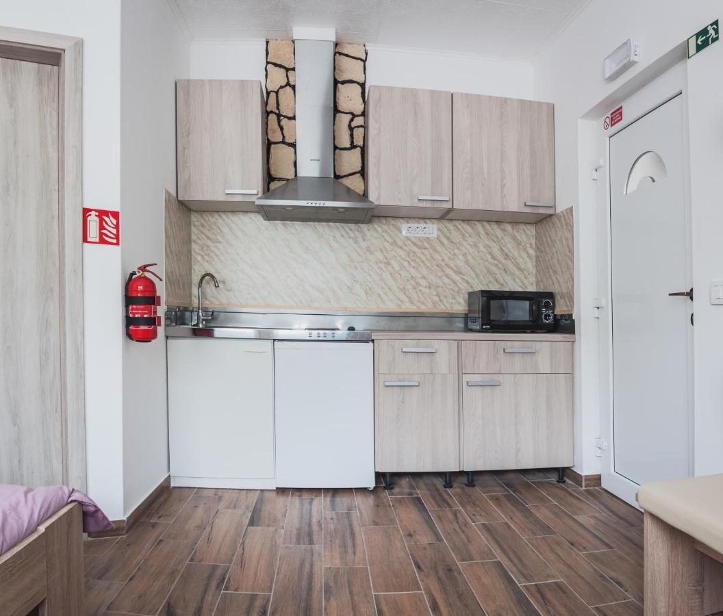 Apartmaji Hrast - Podbela Dış mekan fotoğraf